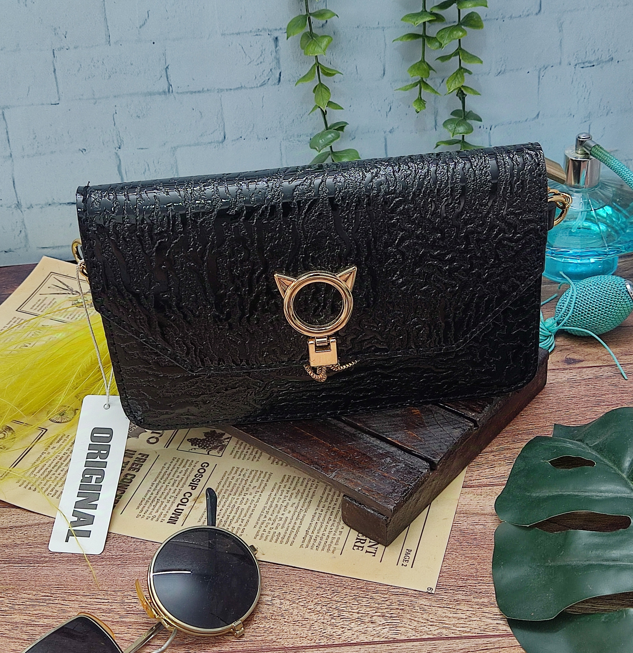 کیف زنانه مدل روباهی رنگ قرمز طرح آجری