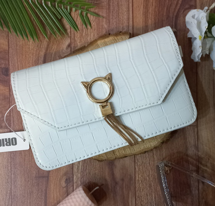 کیف زنانه مدل روباهی رنگ سفید طرح آجری