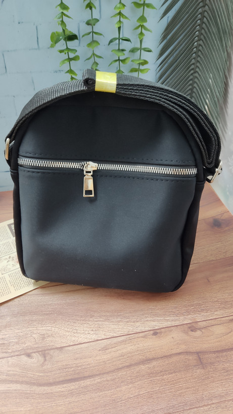 5 جیب زیپدار